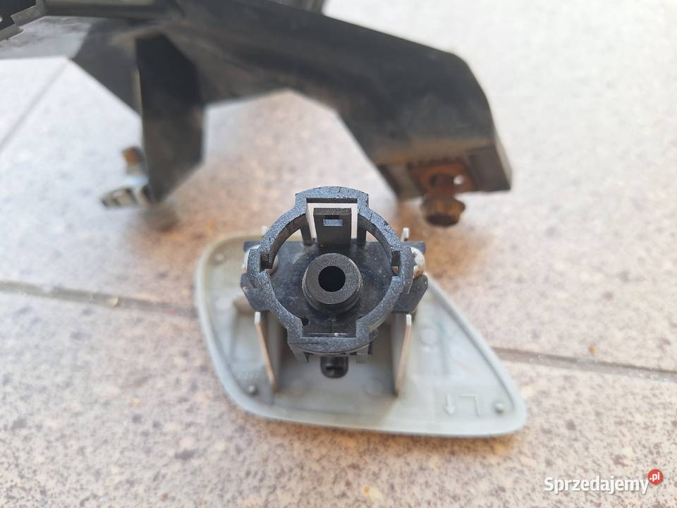 Lexus RX 400h 0309 spryskiwacz lampy lewy Toruń