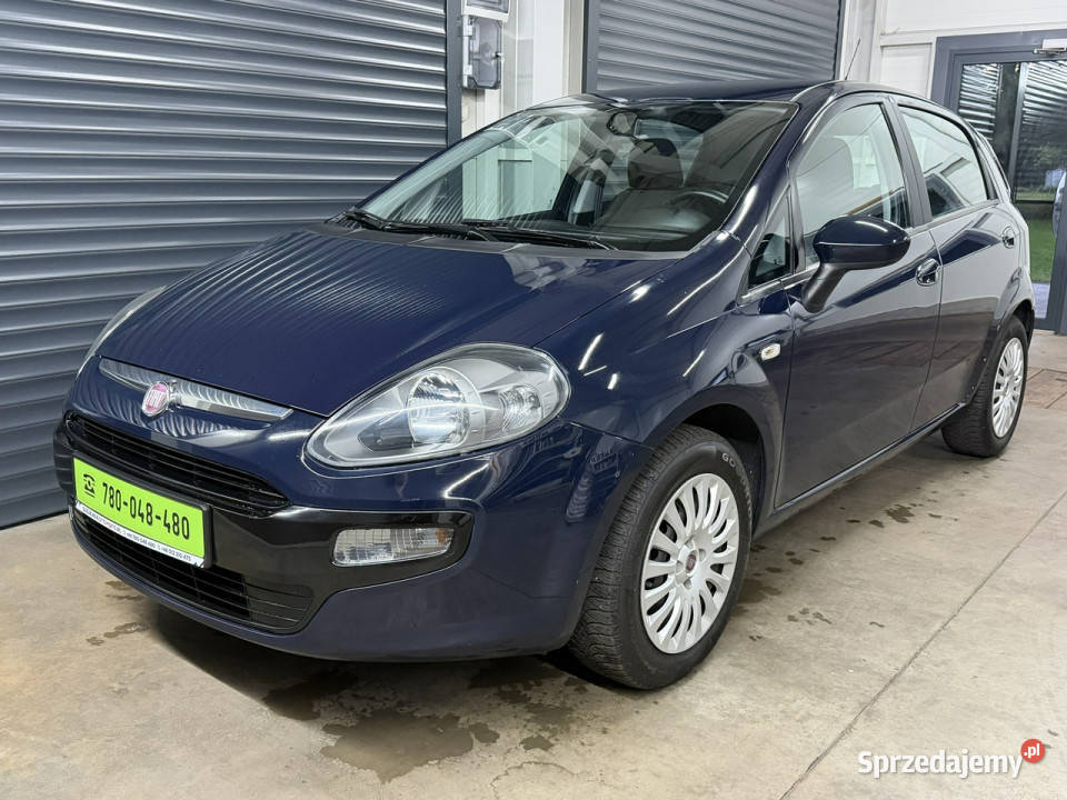 Fiat Punto Evo 110tyśkm Stan perfekt Zero benzyna Chechło