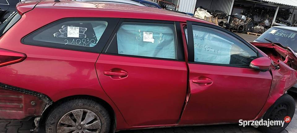 DRZWI PRAWE TYŁ TOYOTA AURIS II 3R3 KOMBI kujawsko-pomorskie