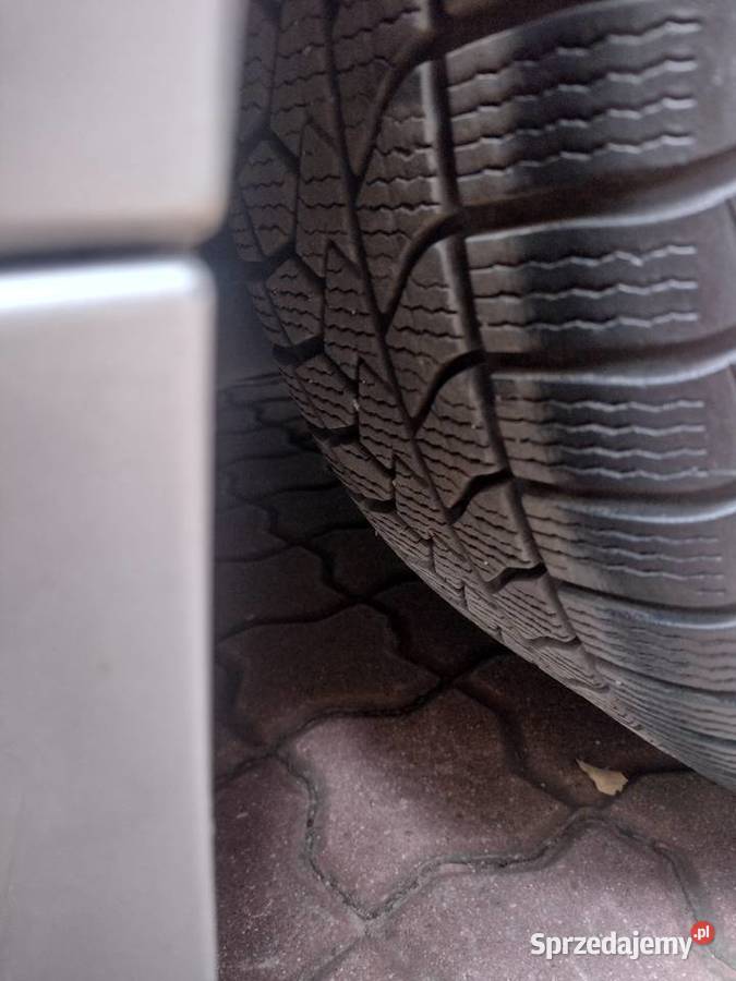 Okazyjnie BMW E 60Gaz LPGAutomatNiski garażowany
