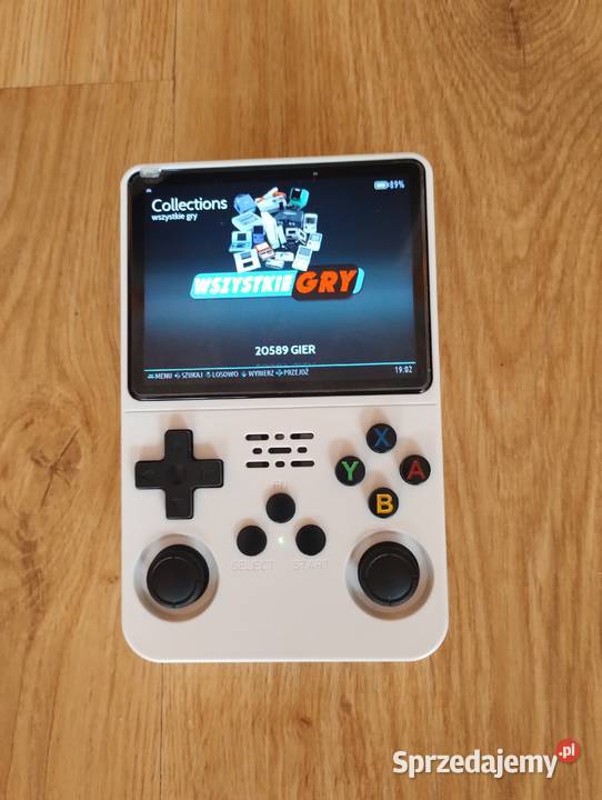 Konsola z retro grami R36s i systemem Batocera Łomża