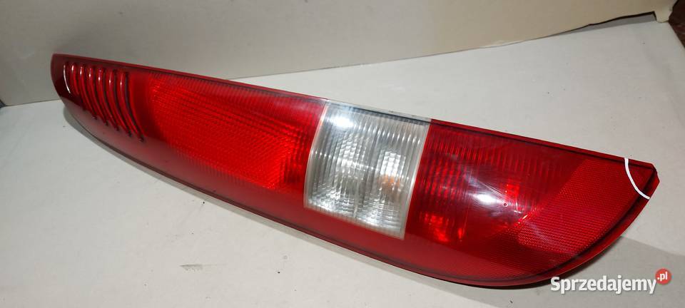 Lampa lewa tyl mercedes vaneo w414 Rok produkcji 2003 Zbąszyń sprzedam