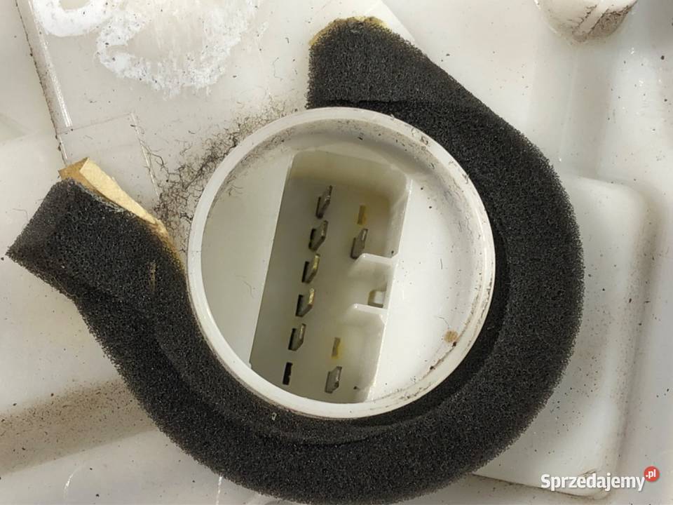 ZAMEK DRZWI PRAWY PRZÓD SUZUKI SWIFT III