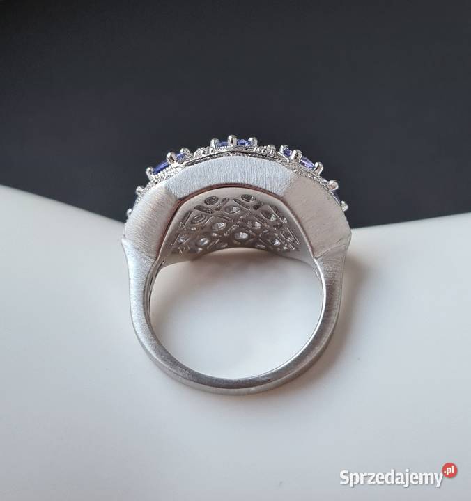 Srebrny pierścionek z tanzanitami i diamentami Otwock