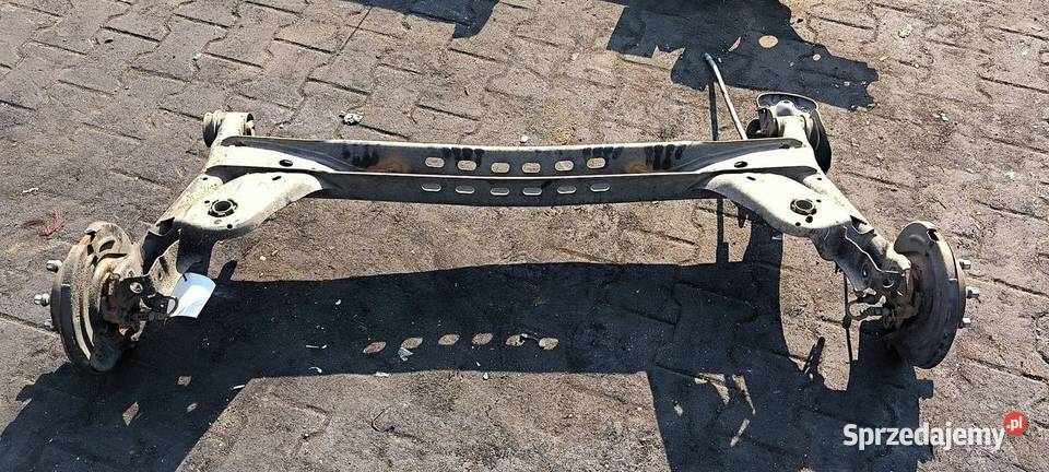 BELKA SANKI TYŁ SKODA OCTAVIA III Lipno