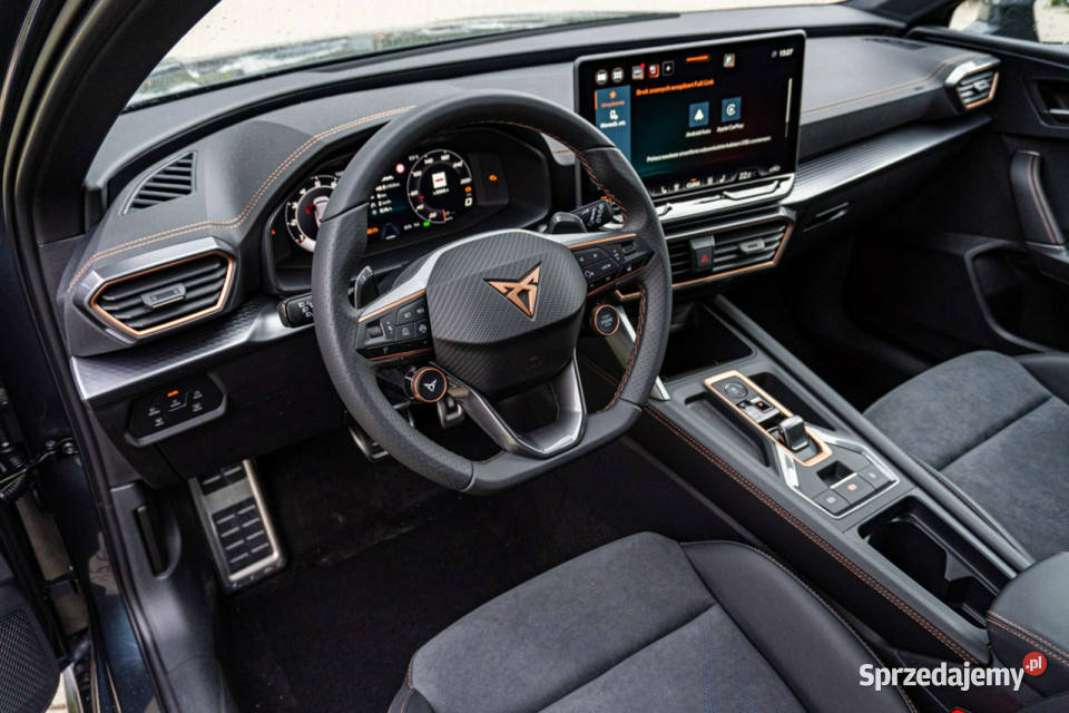 Cupra Leon Sportstourer 20 TSI 204 DSG 4Drive wielofunkcyjna kierownica Łódź