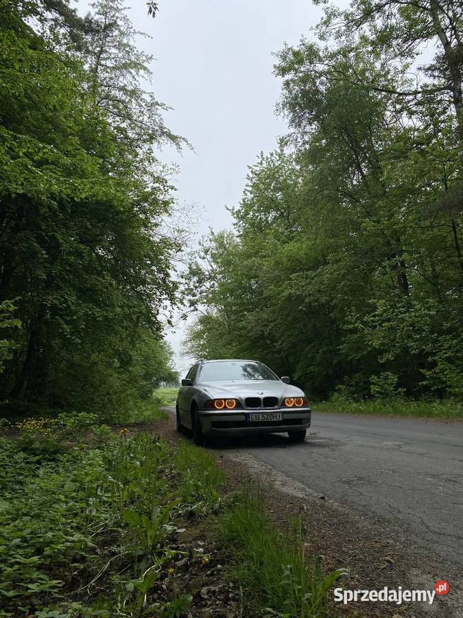 BMW 520i R6 20 Piaski
