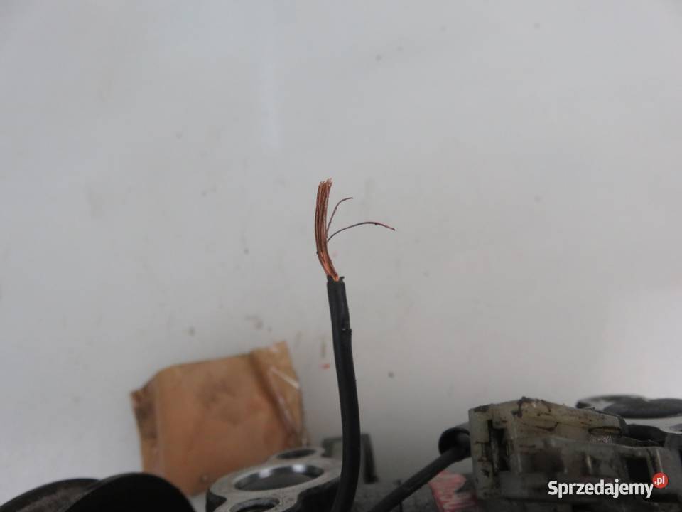 KOMPRESOR KLIMATYZACJI TERRANO II 27 5060212323 małopolskie sprzedam