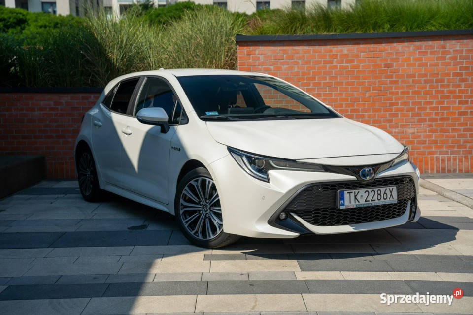 Toyota Corolla Comfort Style Tech Connect Salon Kraków