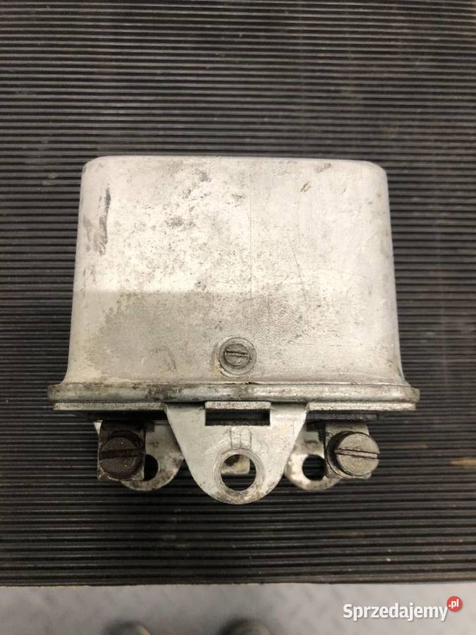 Junak M10 M 10 regulator napięcia stan
