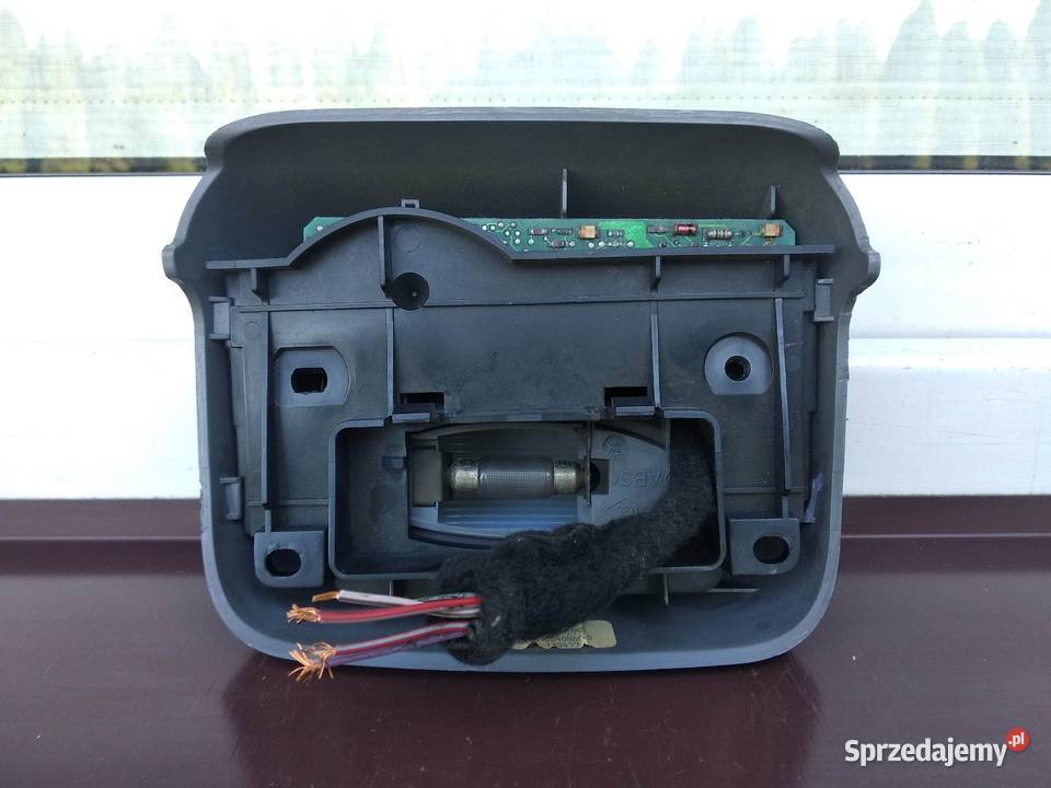Renault Twingo I 1 lampka wewnętrzna podsufitki