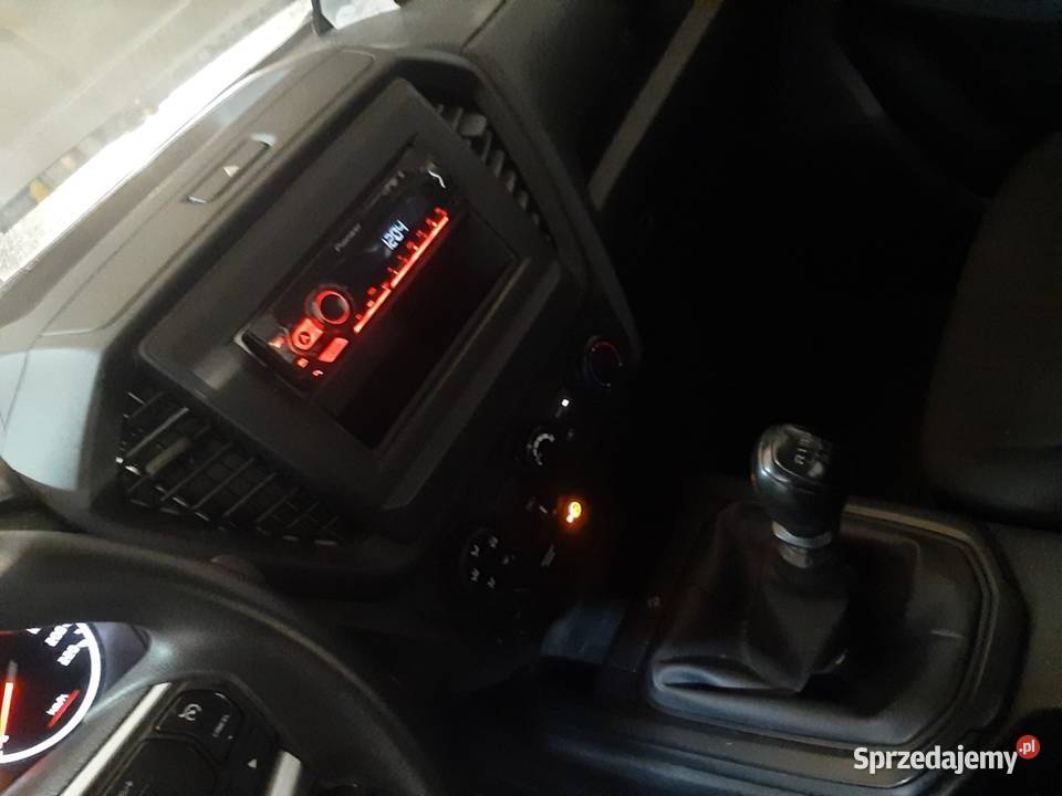 Isuzu d 4x4 pickup ASR (kontrola trakcji) Isuzu lubelskie