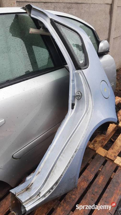 błotnik tył tylny mitsubishi colt Z30 prawy lewy osobowe