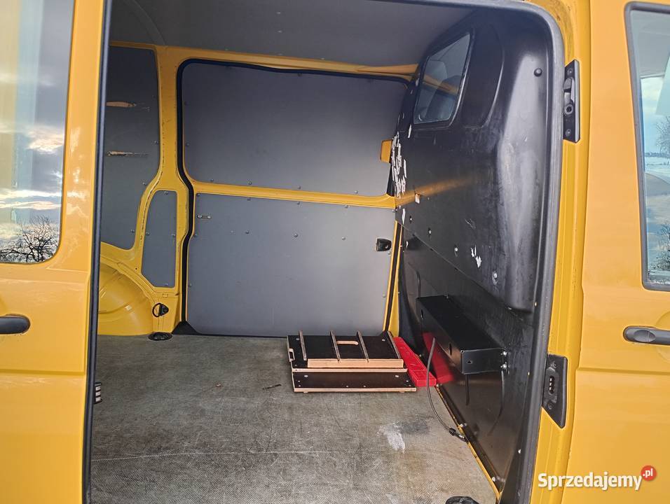 VW Transporter T5 19 TDI przebieg 83000 Volkswagen Halinówka