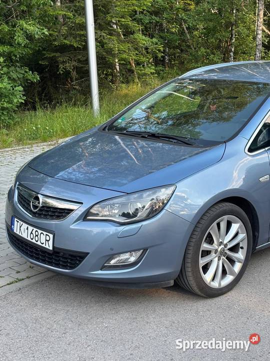 Opel Astra J 14 Turbo 140 2010 BenzynaLPG hak Jaworze sprzedam
