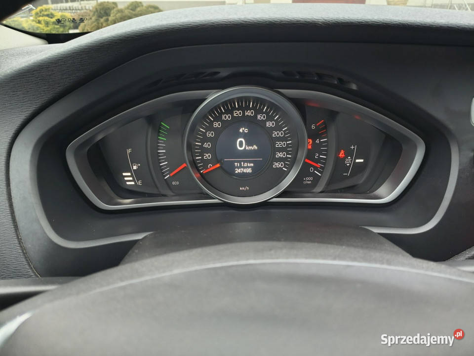 Volvo V40 20D 150 Momentum Full Serwis Volvo II Mysłowice