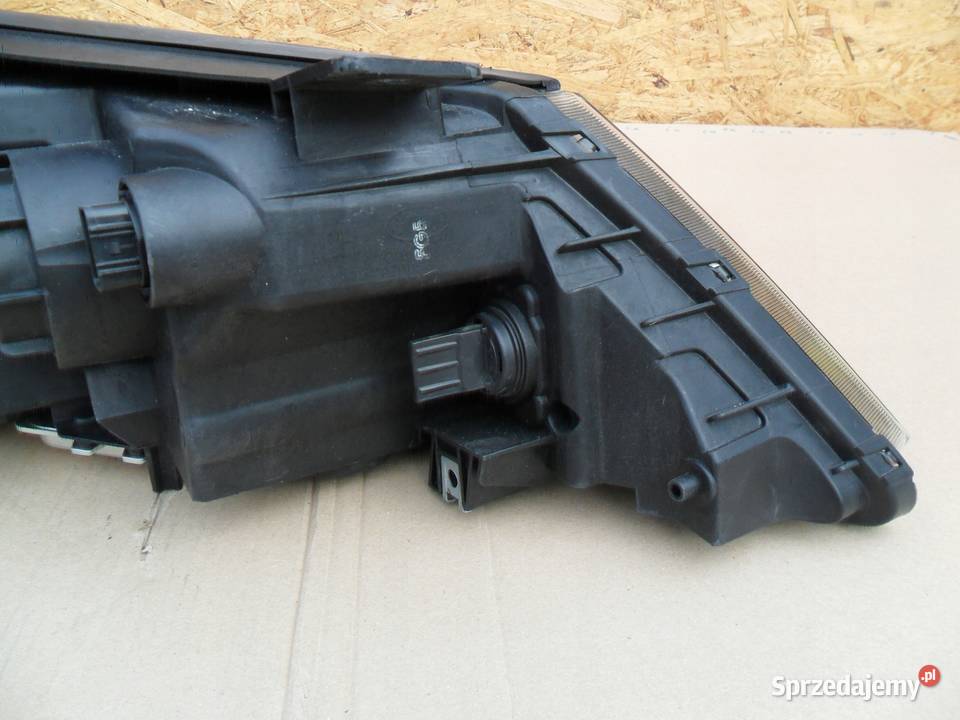 Kia Sportage 2010 reflektor lampa LED lewa lampy przednie Nowy Tomyśl