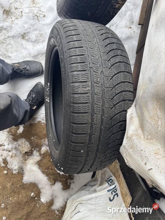 Opony wielosezonowe 17r 55