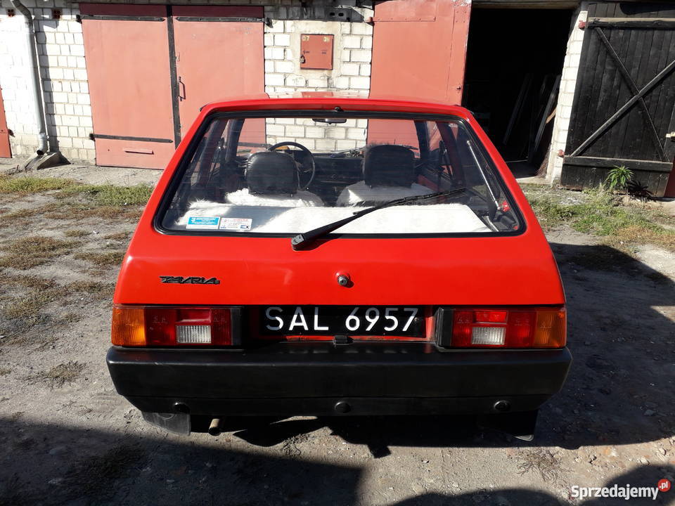 Czerwona garażowana Tavria na chodzie rocznik 93 Poddębice