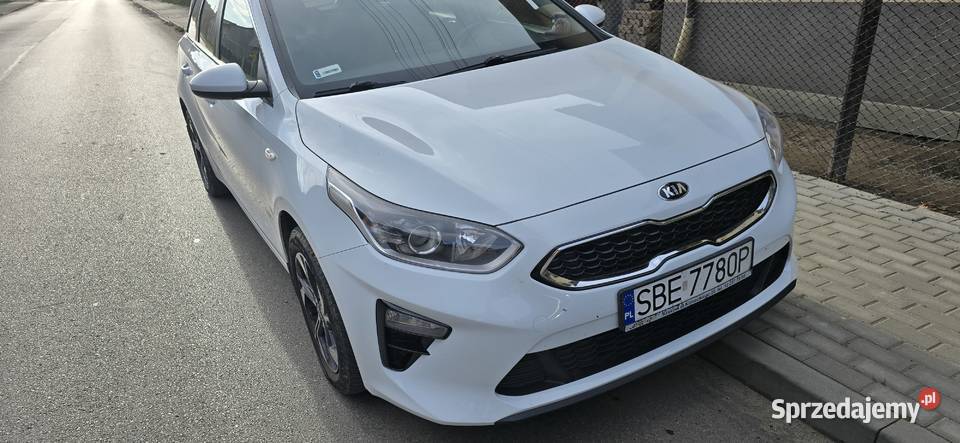 Kia ceed 16 crdi krajowy dwa komplety kół Bobrowniki