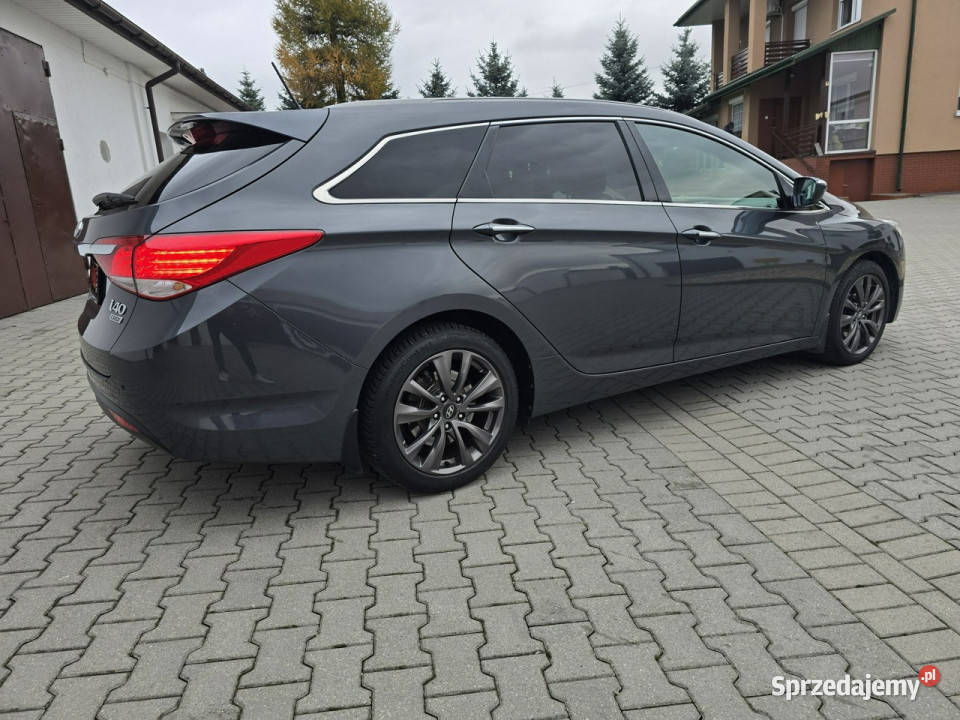 Hyundai i40 17Diesel NaviKamCofCzytanie światła LED i40