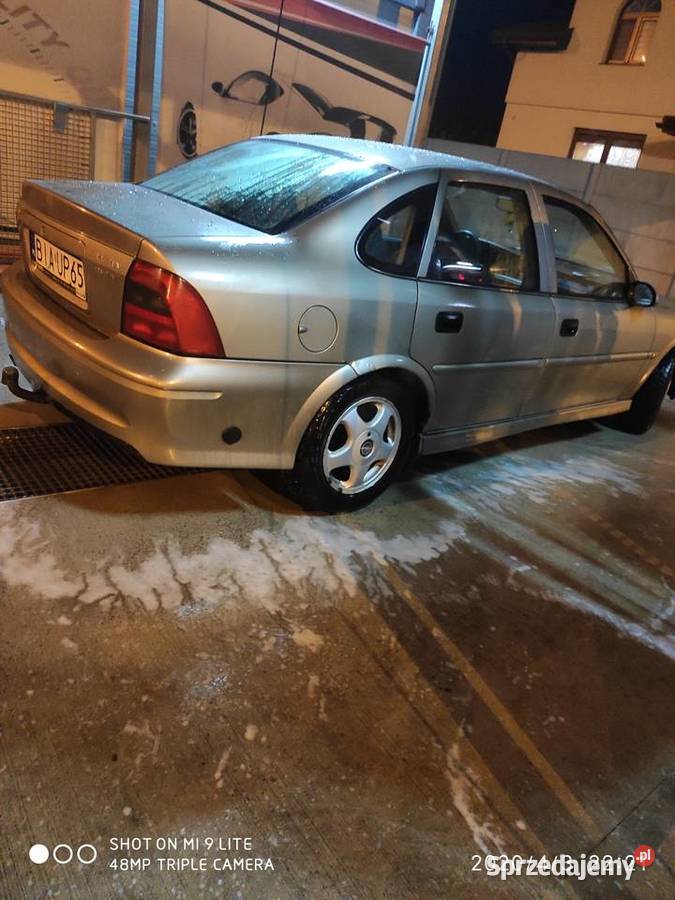 Opel Vectra B 18 bg 330000km Vectra Biała Podlaska