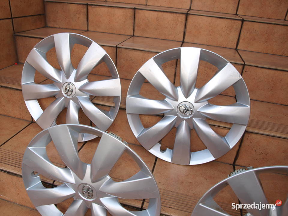 Toyota kołpaki 16 oryginalne komplet 4 sztuki Średnica 16" Samochodowe Kalisz