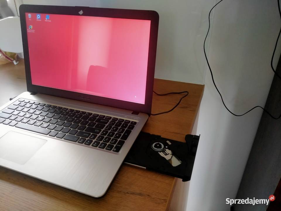 Asus F540s Pasikonie