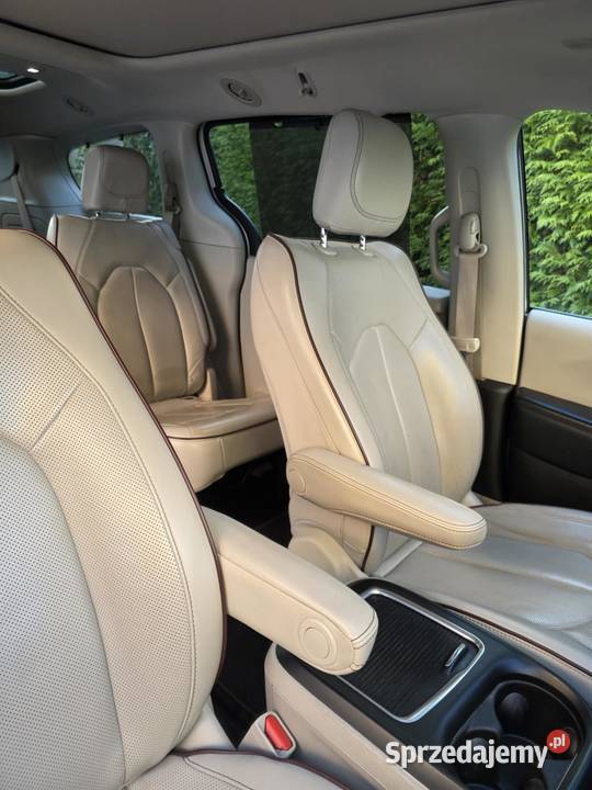 Chrysler Pacifica Limited 3600cm3 Poznań
