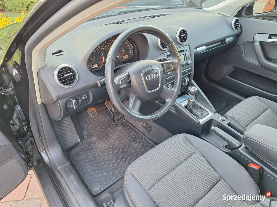 Audi A3 Sportback Klimatronik Serwisowany Stan benzyna Załom