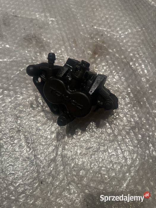 Zacisk Tokico Suzuki GSXF 600 750 Jajko V86