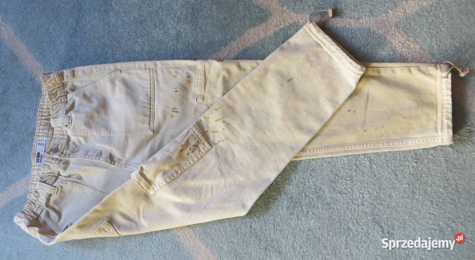 Spodnie młodzieżowe jeans Denim Bershka r EUR 40 Odzież codzienna