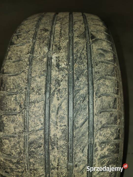 Opony klasy premium NOKIAN 21550 R17 95V XL 3 215 Słupca sprzedam