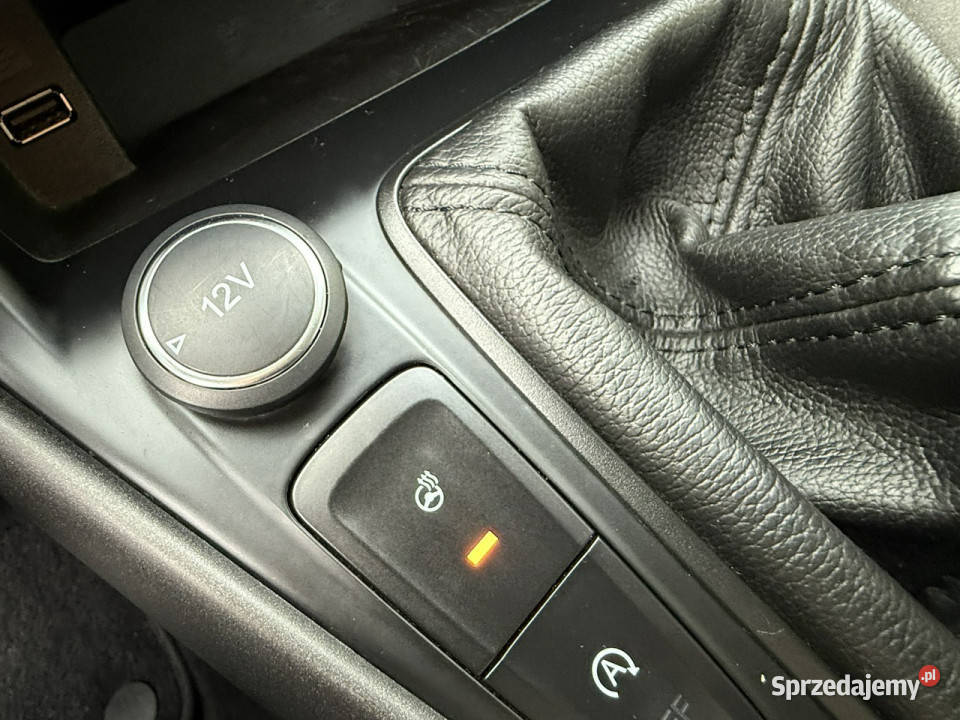 Ford Focus TIANIUM Bezwypadkowy bogato wielofunkcyjna kierownica Poznań