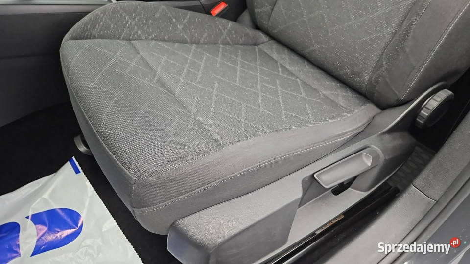 Volkswagen Golf VIII 20 TDI Life Z Polskiego Warszawa