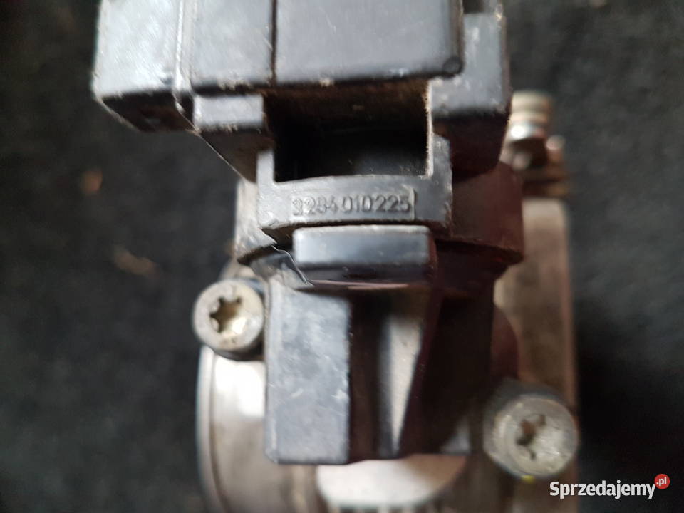 OPEL SINTRA 22 16V PRZEPUSTNICA POWIETRZA Turek