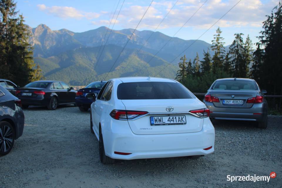 Toyota Corolla 2022 super stan bezwypadkowa aso mazowieckie Wołomin