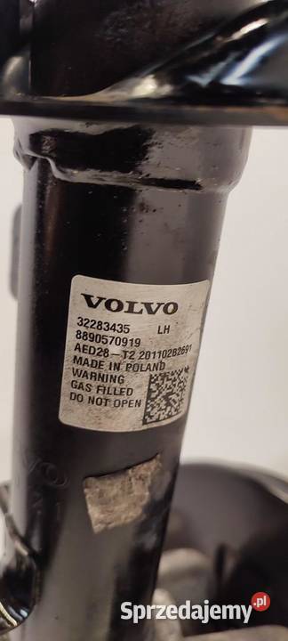 VOLVO XC40 ZWROTNICA LEWY PRZÓD 32221856 Zwrotnice