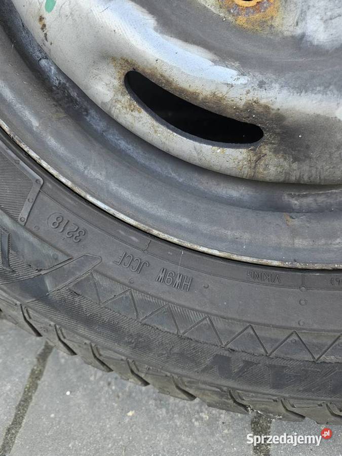 Felgi Koła Zimowe Ford Transit 5x160 19570 R15