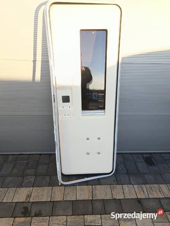 Drzwi do przyczepy kempingowej Adria 1715 x 615 Odrowążek sprzedam