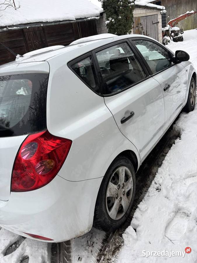 Sprzedam kie ceed benzyna+LPG Ksawerówka