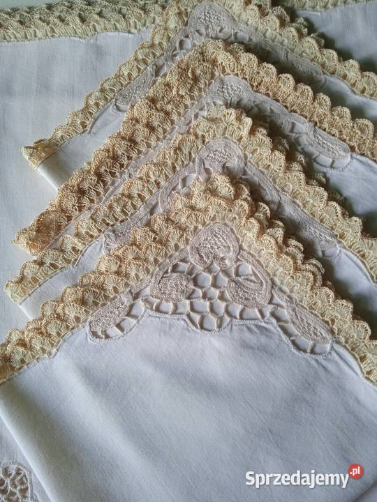 KREMOWE SERWETKI STOŁOWE HAFTOWANE Z KORONKĄ Obrusy i serwety Piła