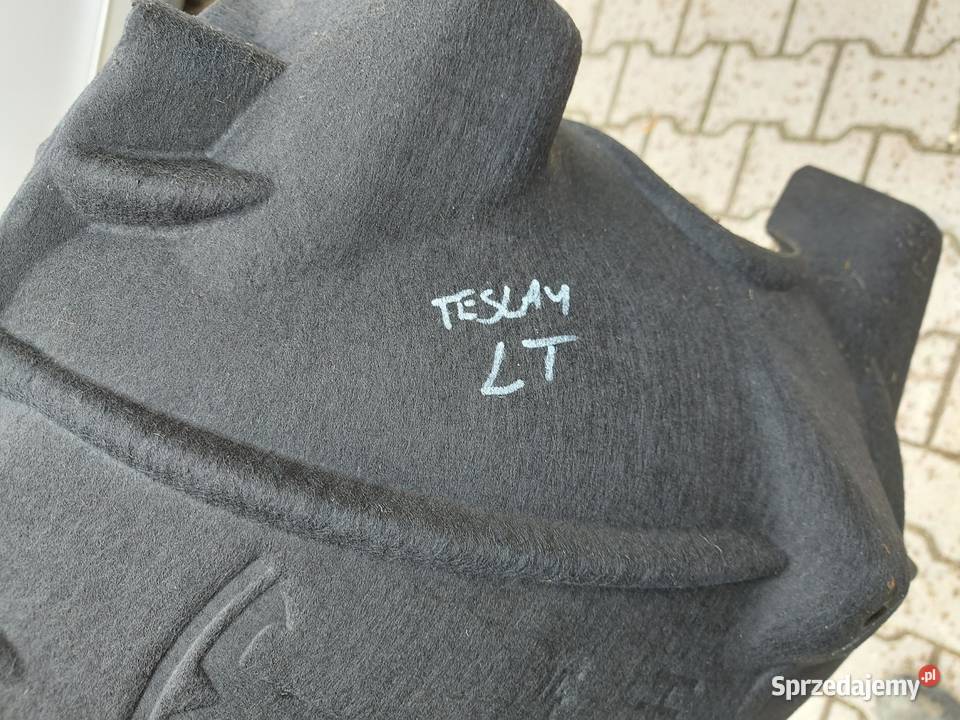 TESLA MODEL Y 2023r Nadkole tył lewe