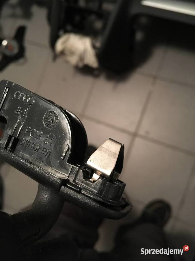 8k0857551 AUDI A4 A5 Q3 Q5 OSŁONA SŁONECZNA S Szczecin