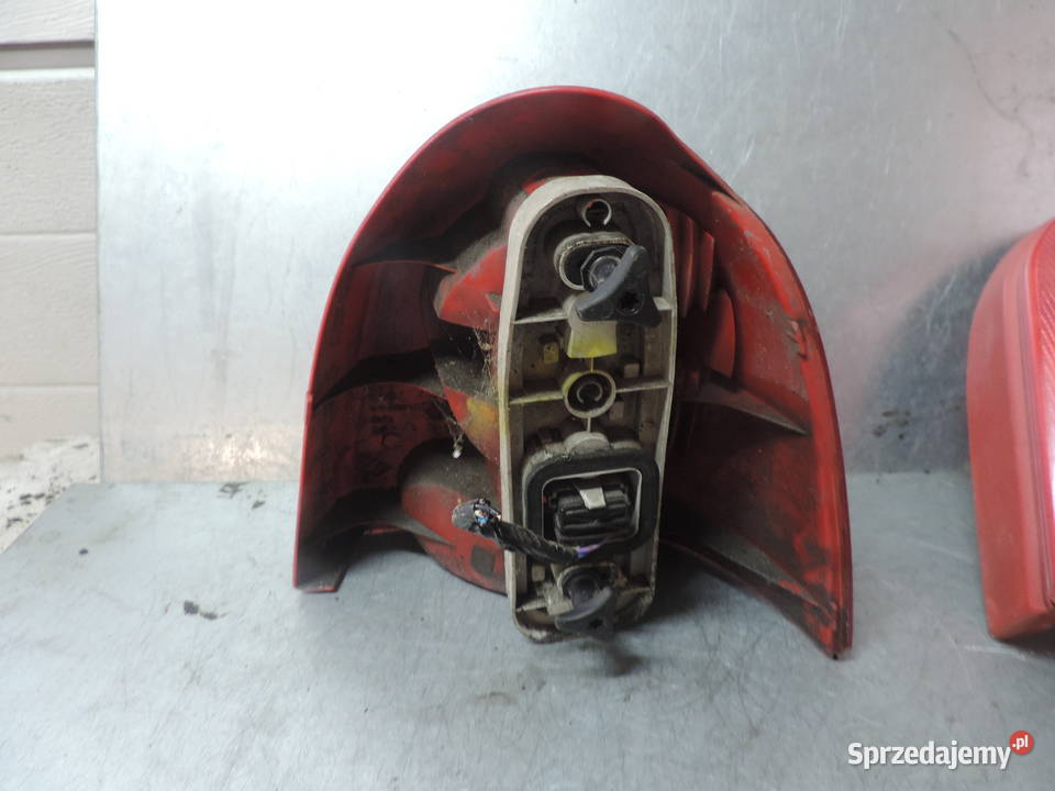 RENAULT TWINGO 1 FL LAMPA TYLNA LEWA Nowy Sącz sprzedam