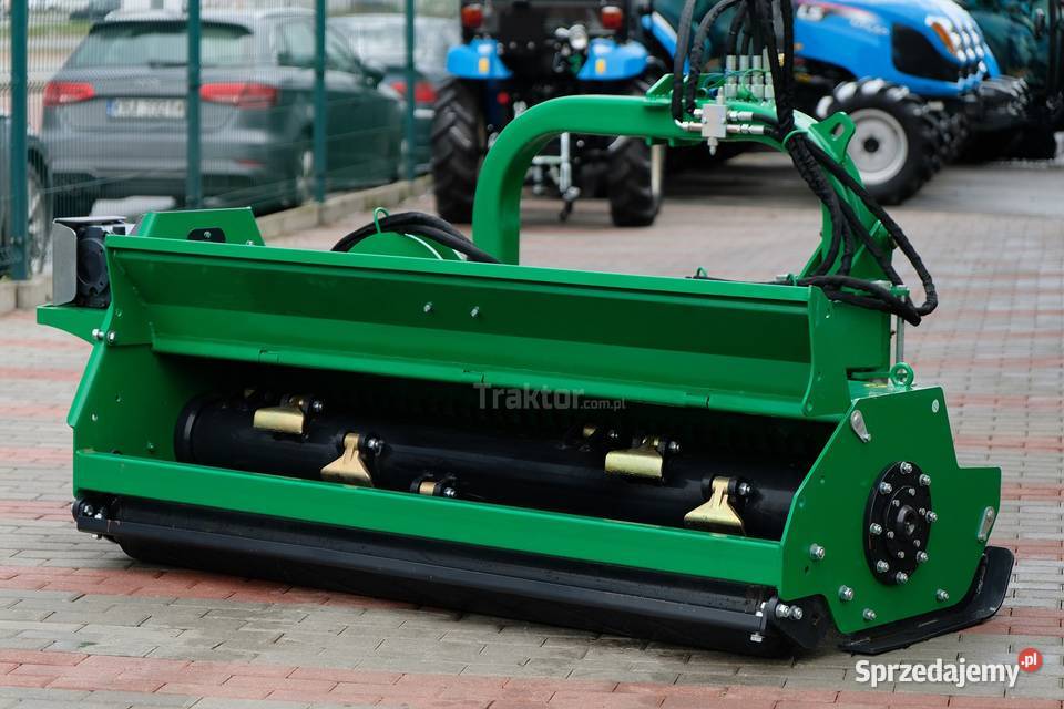 Kosiarka bijakowa na wysięgniku AGF 180 z Tajęcina