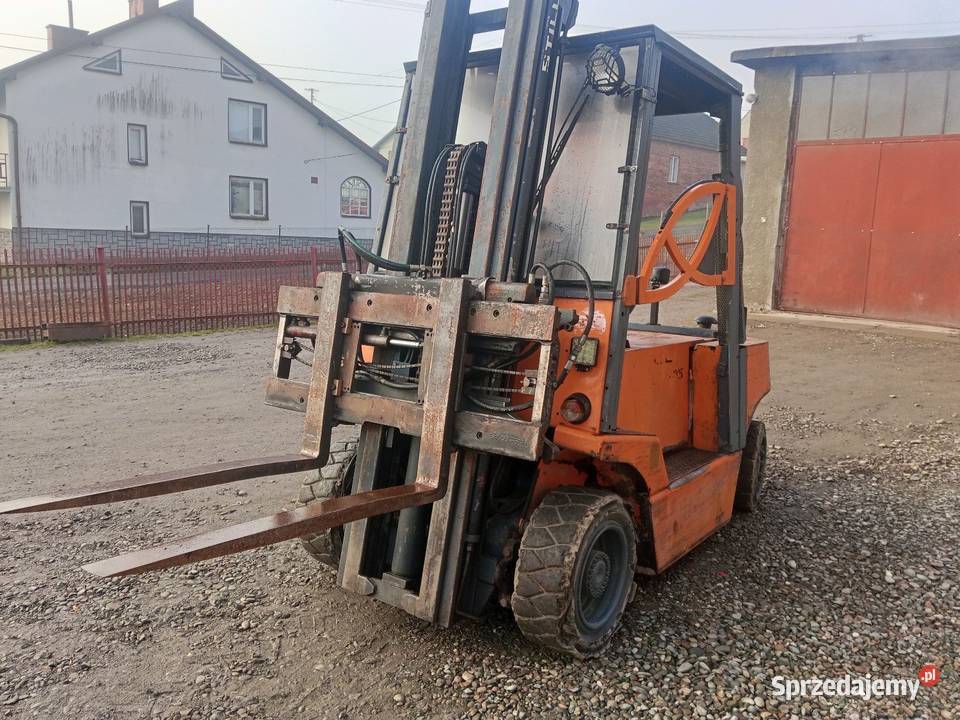 Wózek widłowy still