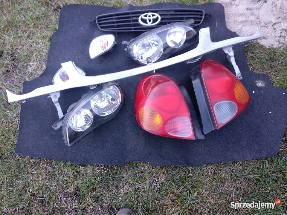 Toyota Corolla e11 polift Rok produkcji 2002 Otwock