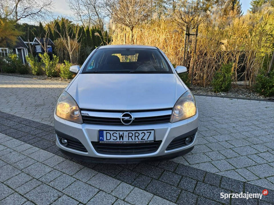 Opel Astra 16 105 klima elektryka zadbany H Strzegom sprzedam