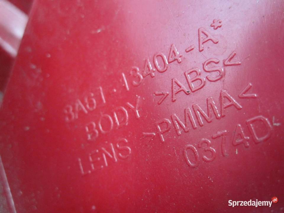 FORD FIESTA MK7 VII 09r lampa prawa tył świętokrzyskie